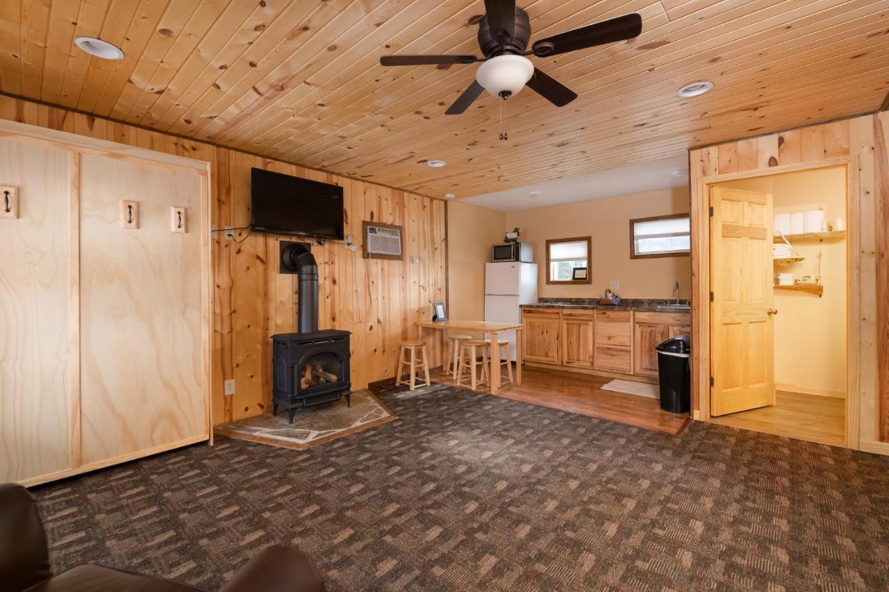 Black Elk Resort Hill City Bagian luar foto